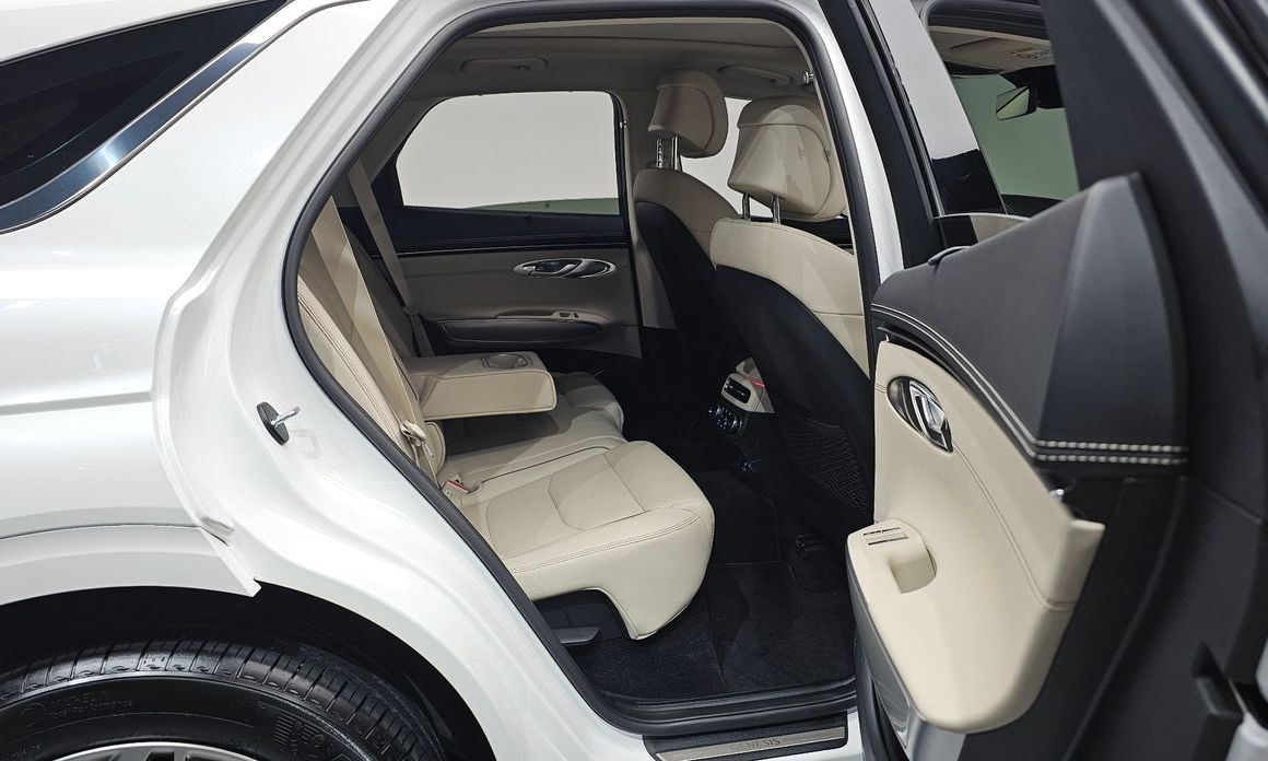 Genesis GV70 2023