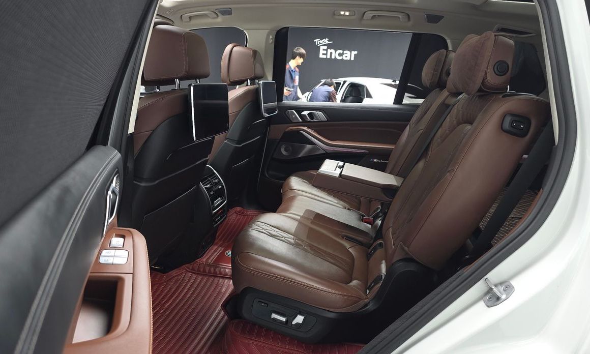 BMW X7 2021