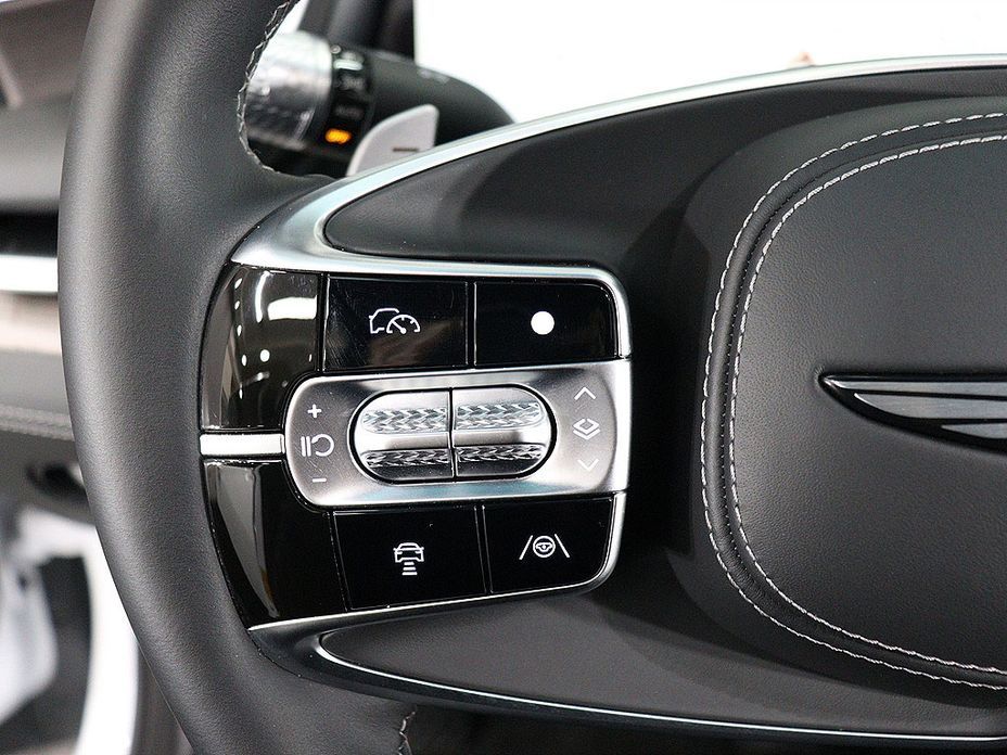 Genesis G90 2025