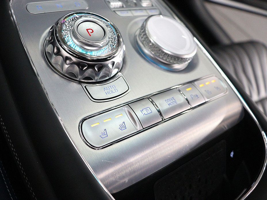 Genesis G90 2025