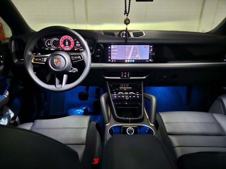 Porsche Cayenne 2025