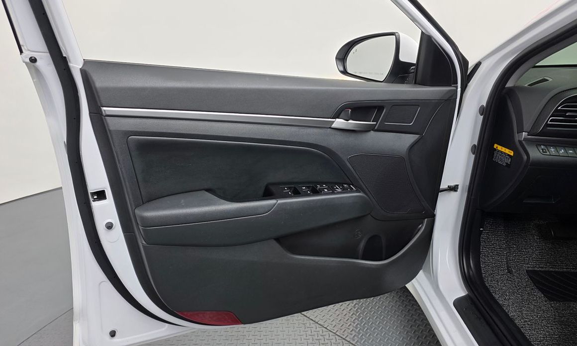 Hyundai AVANTE 2020