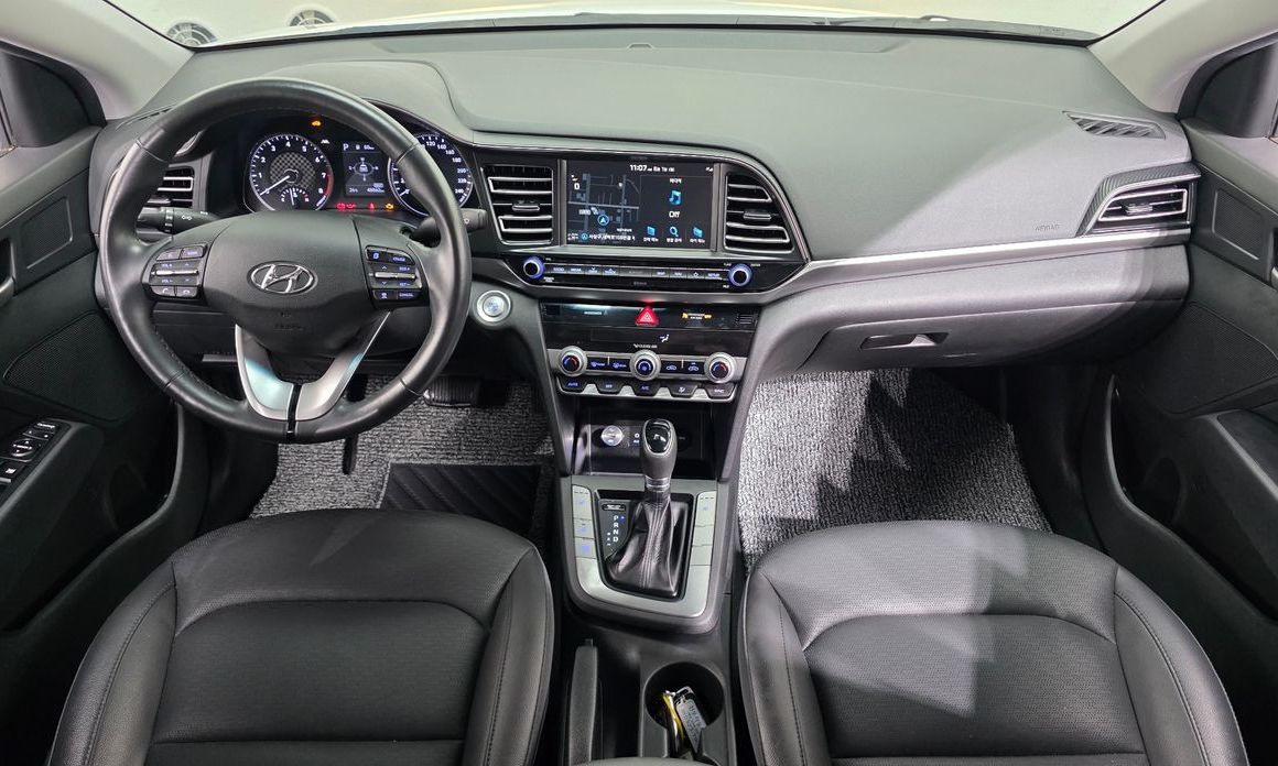 Hyundai AVANTE 2020