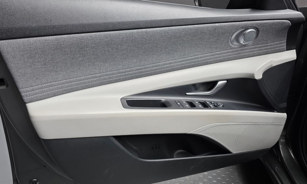 Hyundai AVANTE 2021