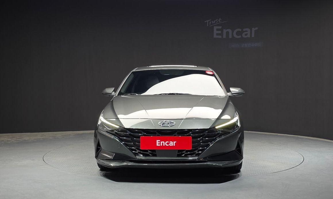 Hyundai AVANTE 2021