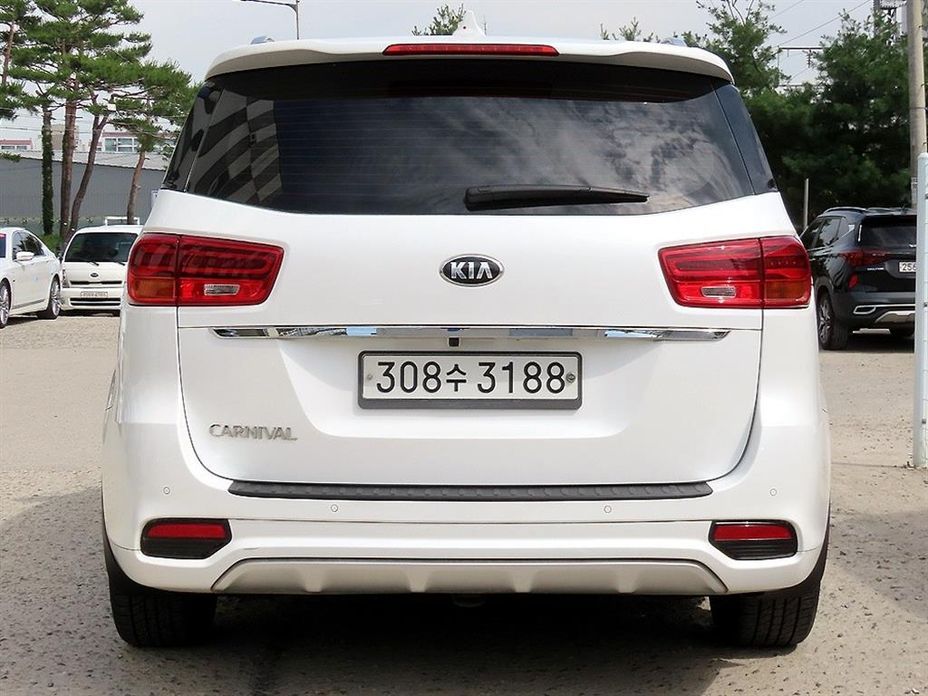 Kia Canival 2020
