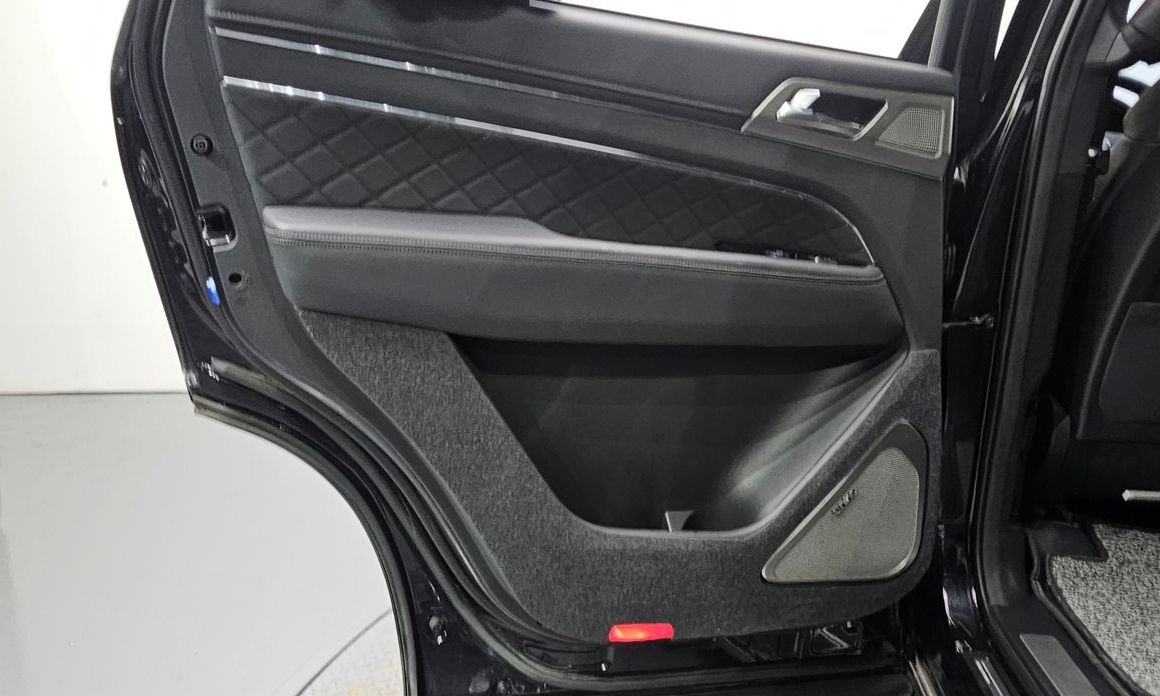 KG_Mobility_Ssangyong Rexton 2018