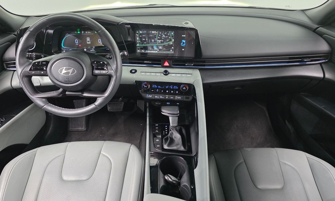 Hyundai AVANTE 2024