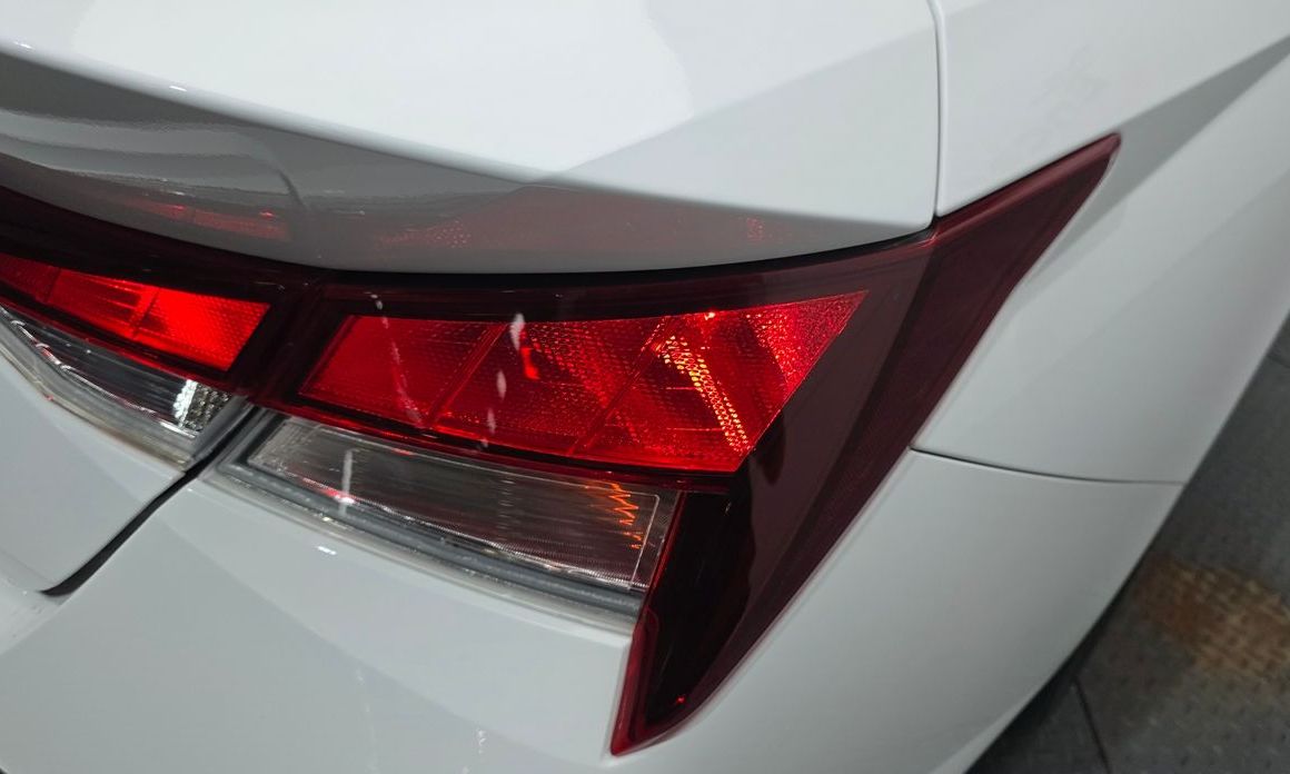 Hyundai AVANTE 2024