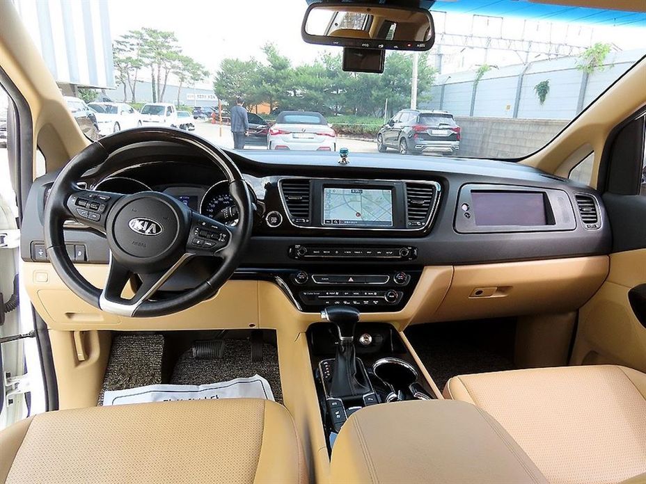 Kia Canival 2020
