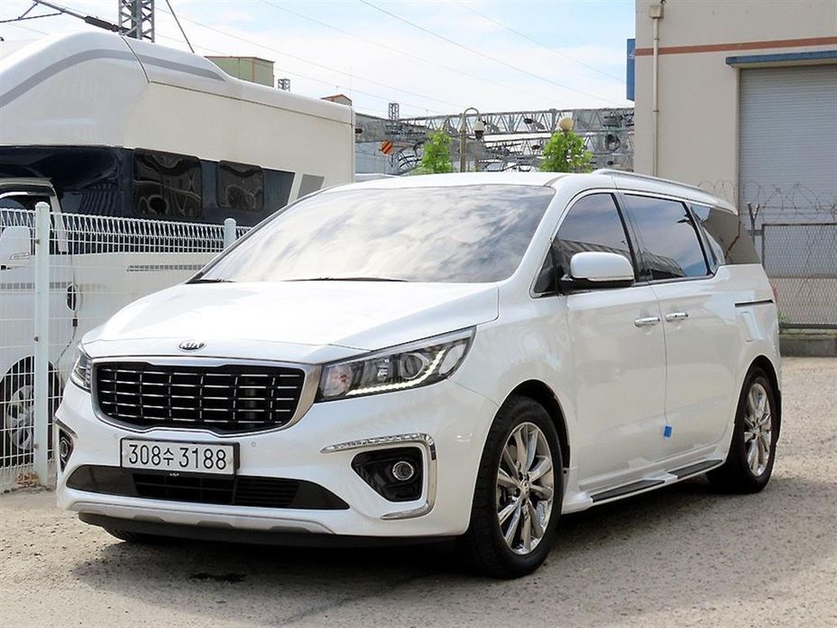 Kia Canival 2020