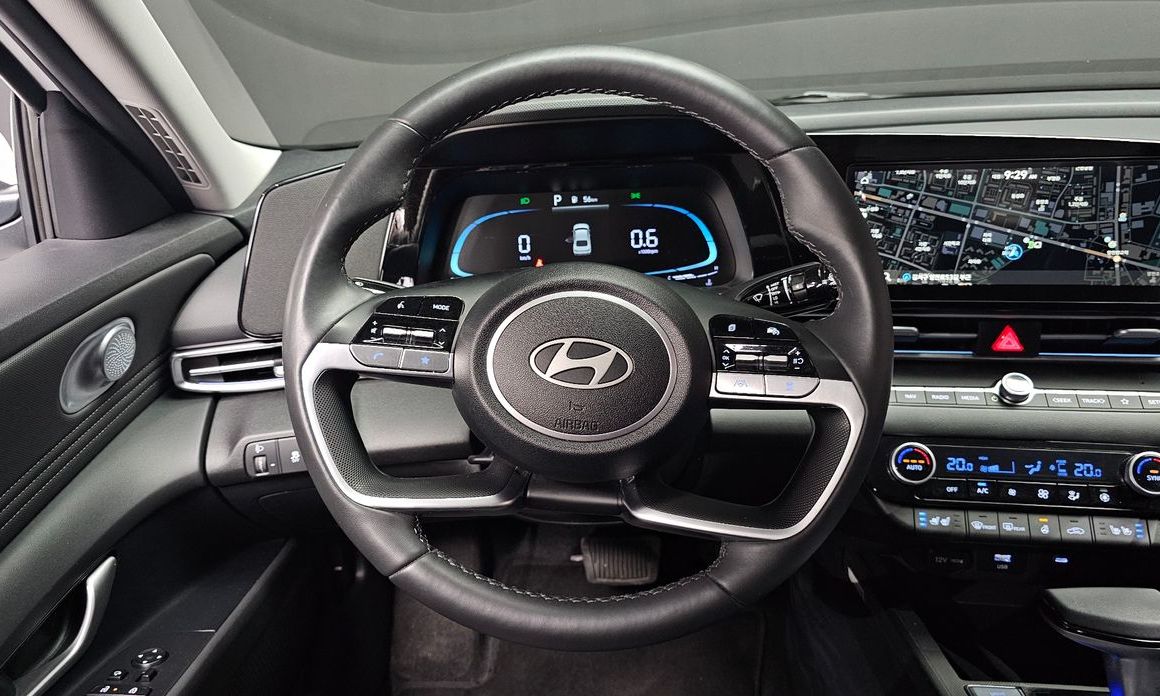 Hyundai AVANTE 2026