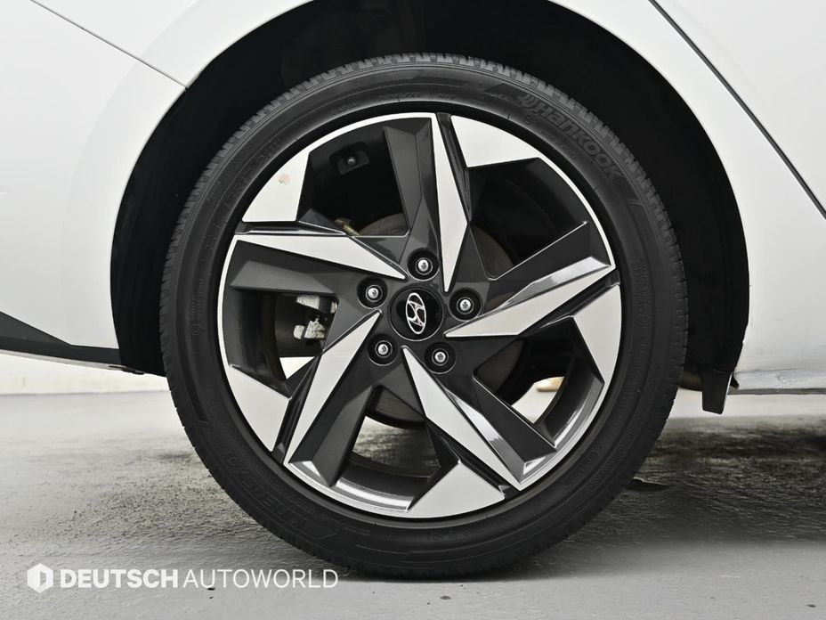 Hyundai AVANTE 2023