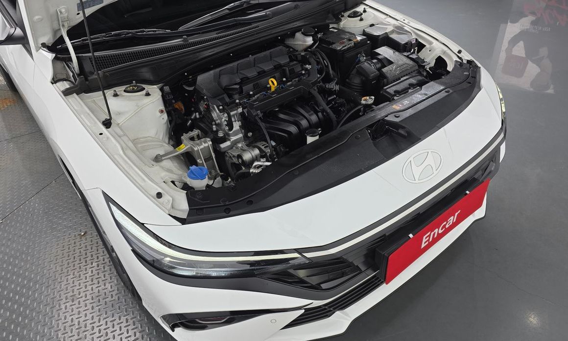 Hyundai AVANTE 2024