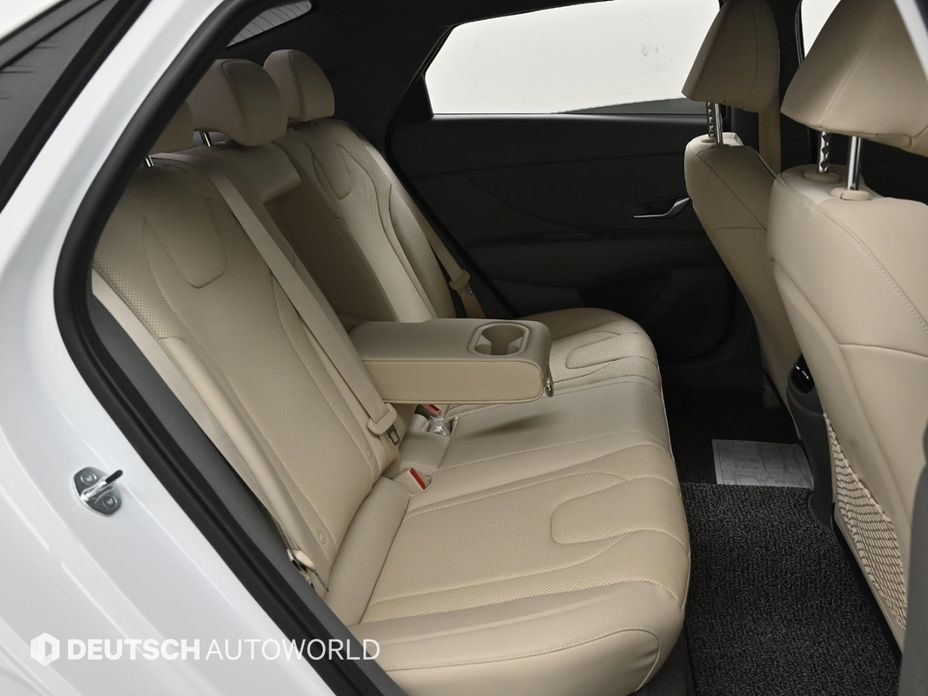 Hyundai AVANTE 2023