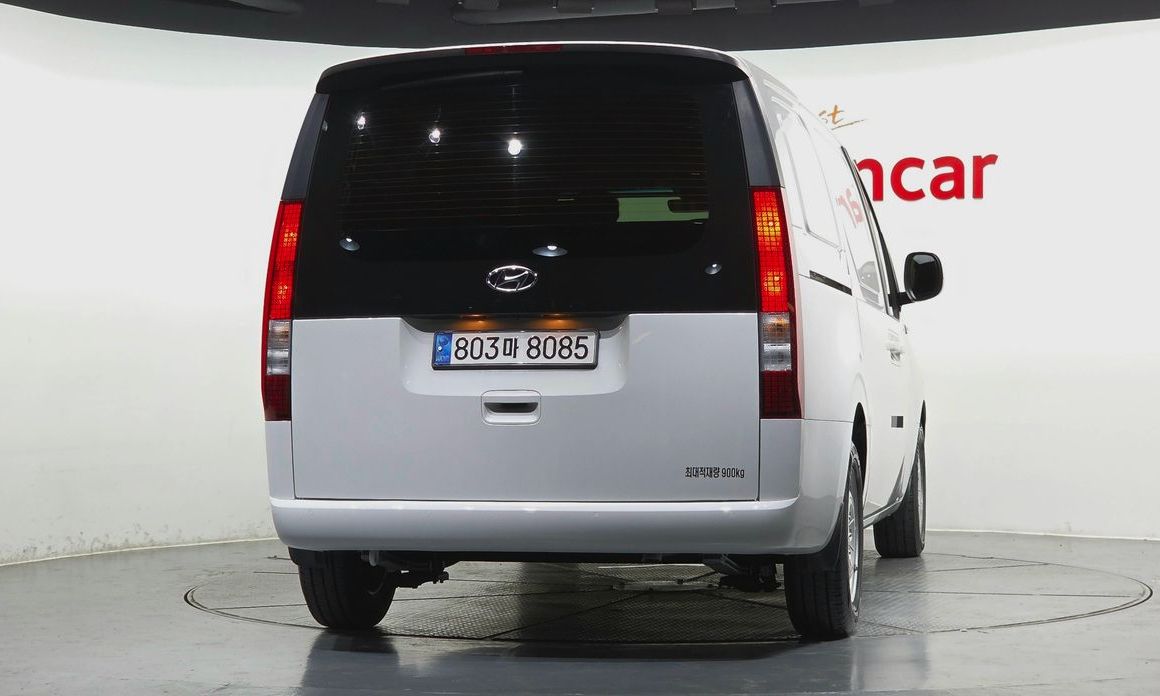 Hyundai Staria 2022