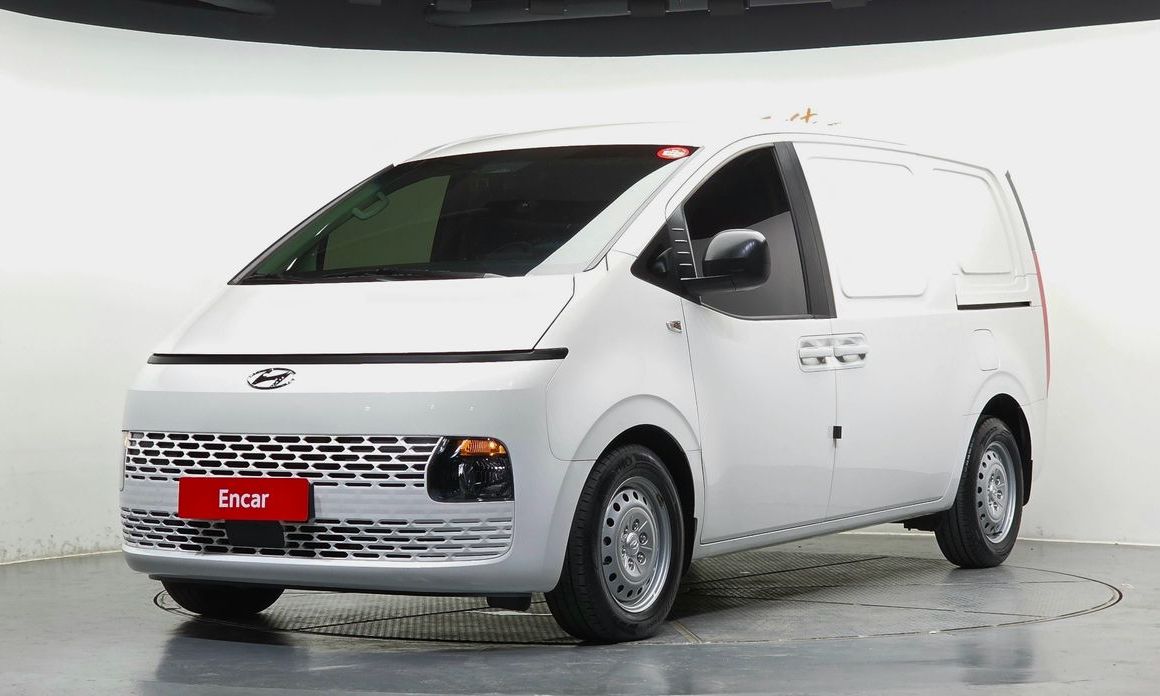 Hyundai Staria 2022