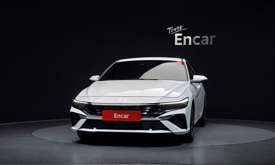 Hyundai AVANTE 2025