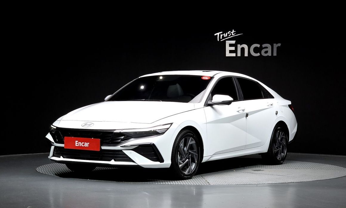 Hyundai AVANTE 2025
