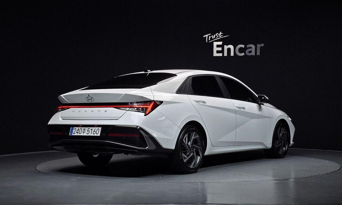 Hyundai AVANTE 2025