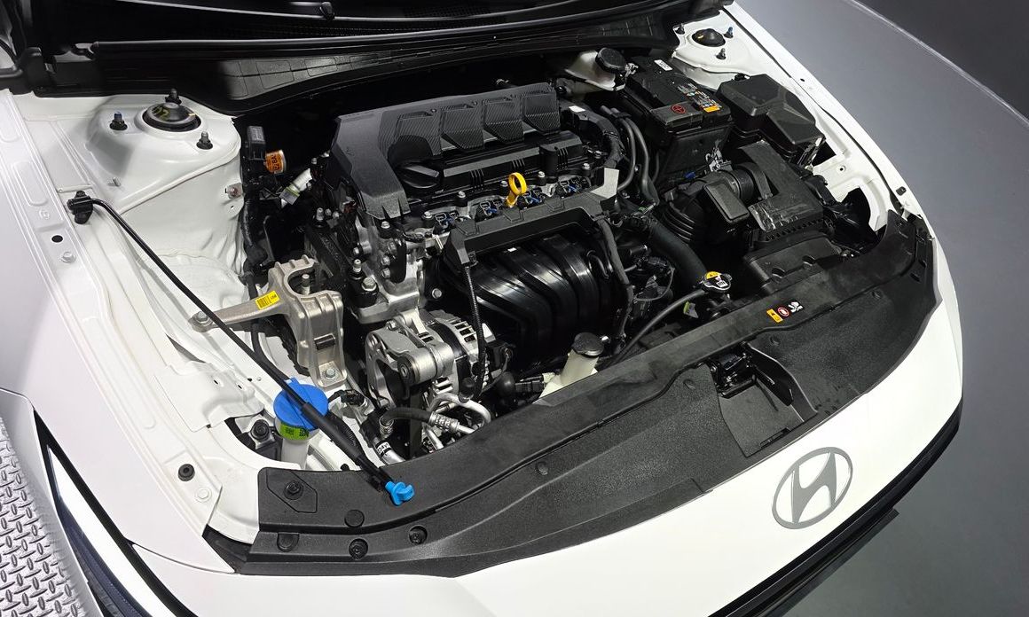 Hyundai AVANTE 2025