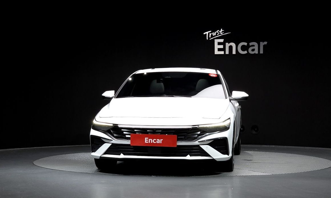 Hyundai AVANTE 2025