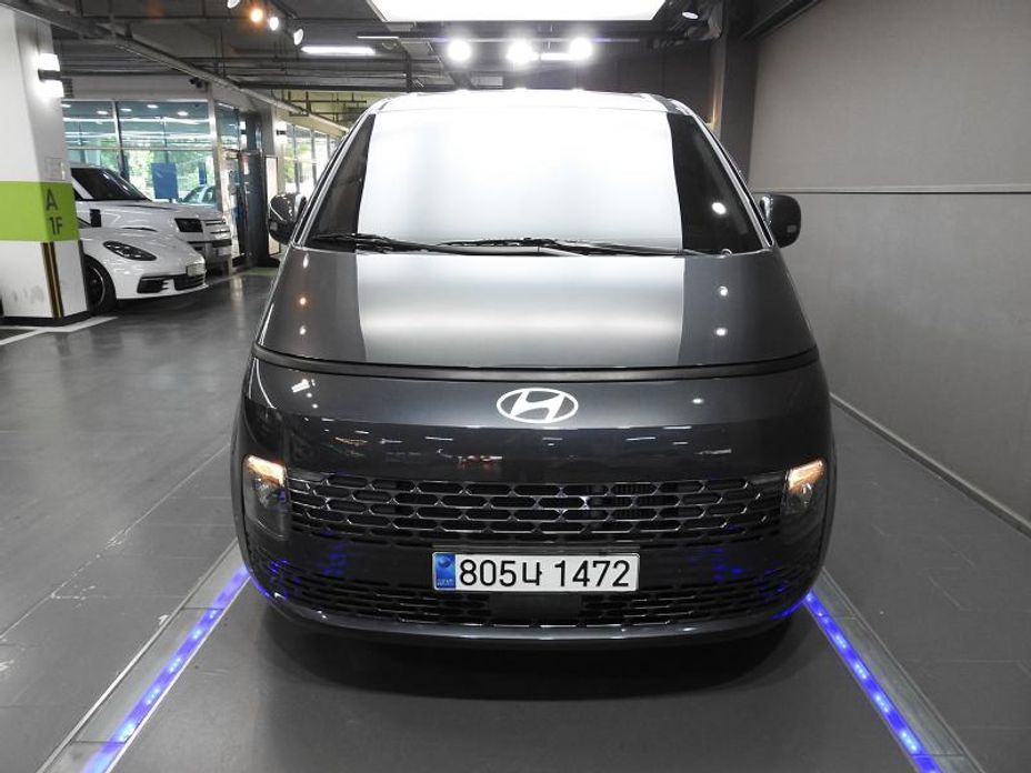 Hyundai Staria 2025