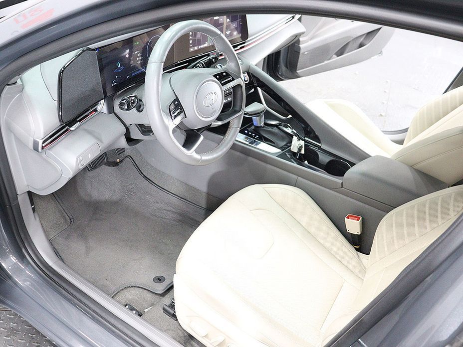 Hyundai AVANTE 2026