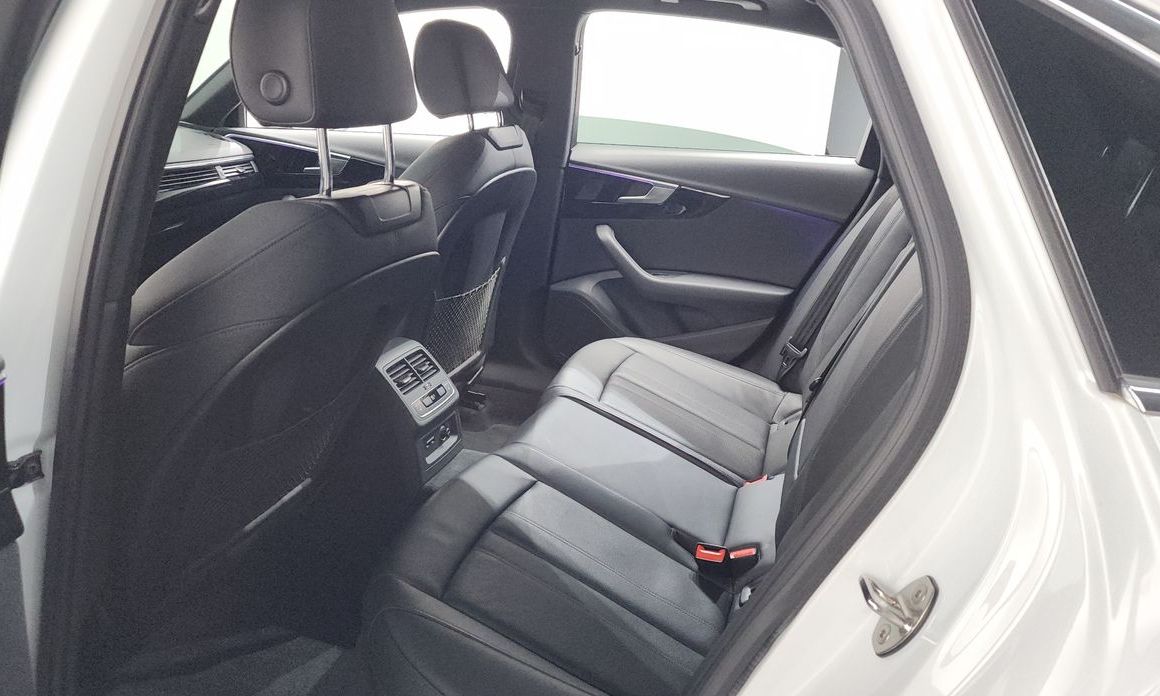 Audi A4 2021