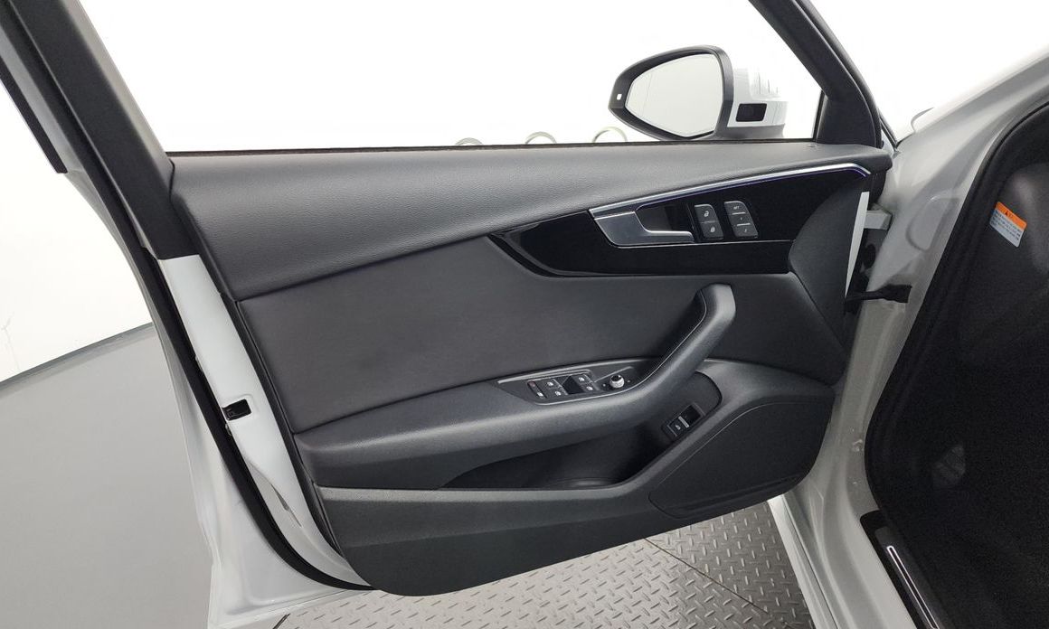 Audi A4 2021