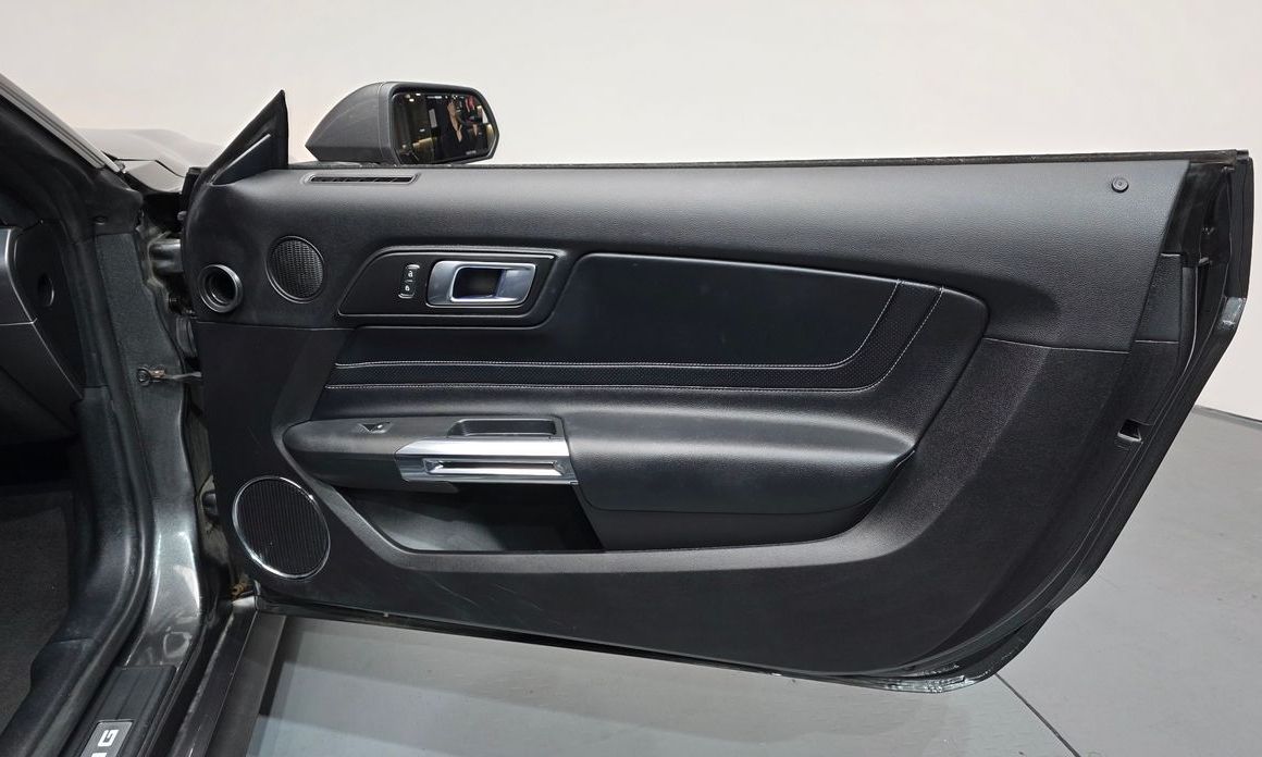 Ford Mustang 2020