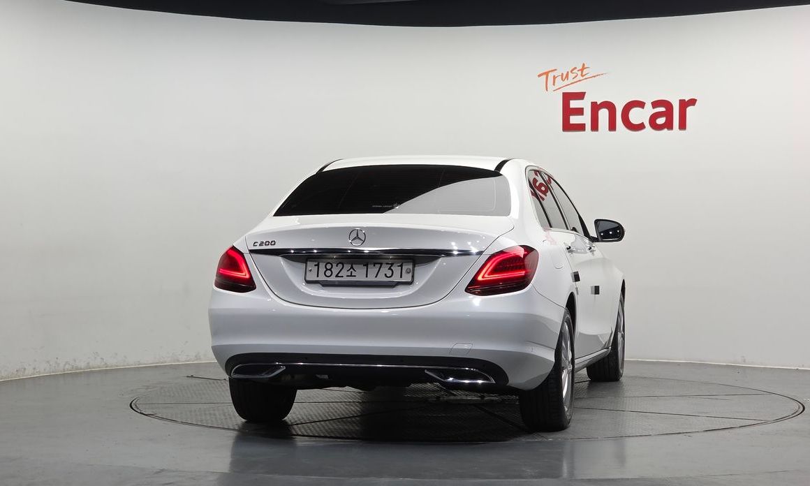 Mercedes-Benz C-Class 2020