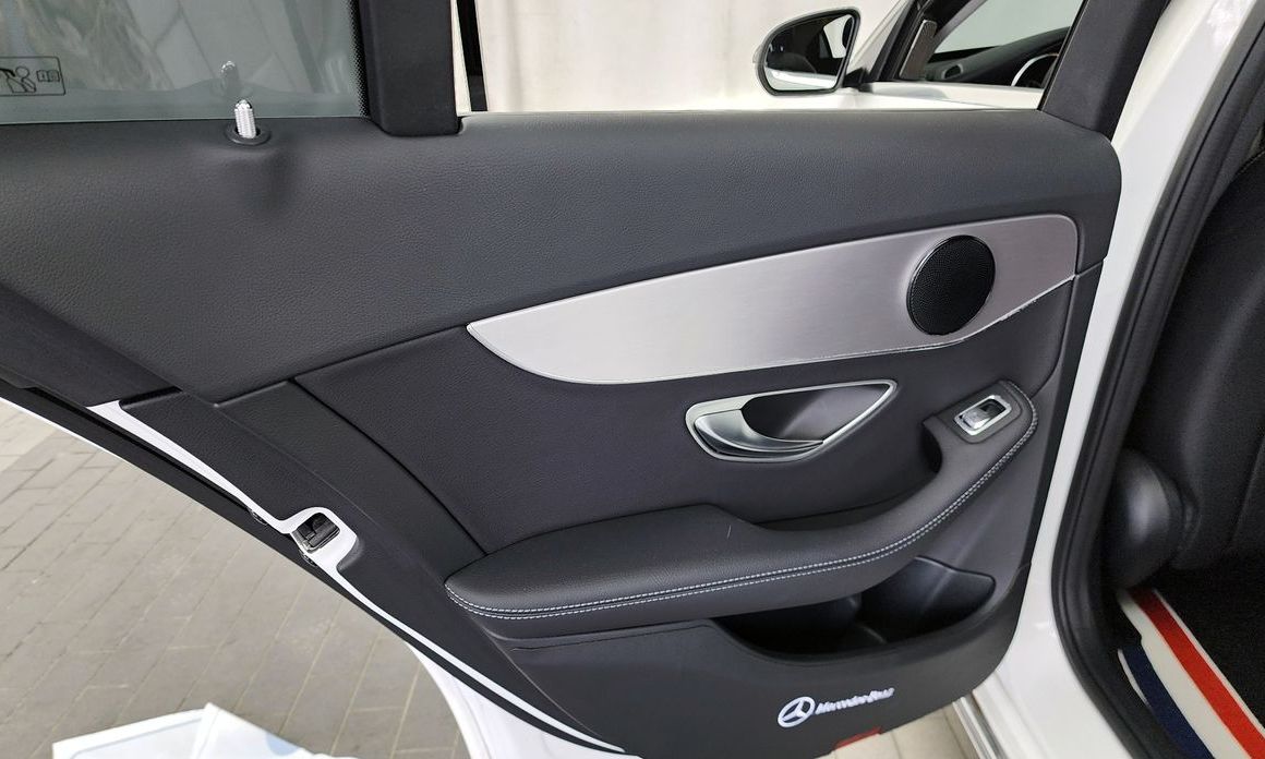 Mercedes-Benz C-Class 2020