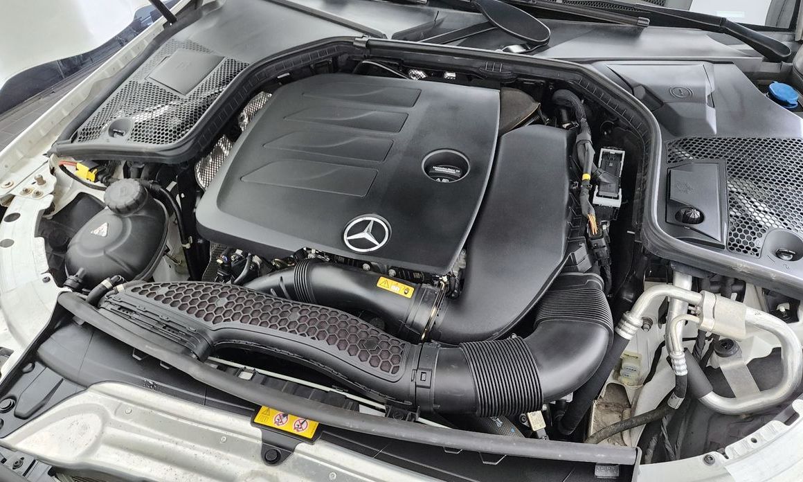 Mercedes-Benz C-Class 2020