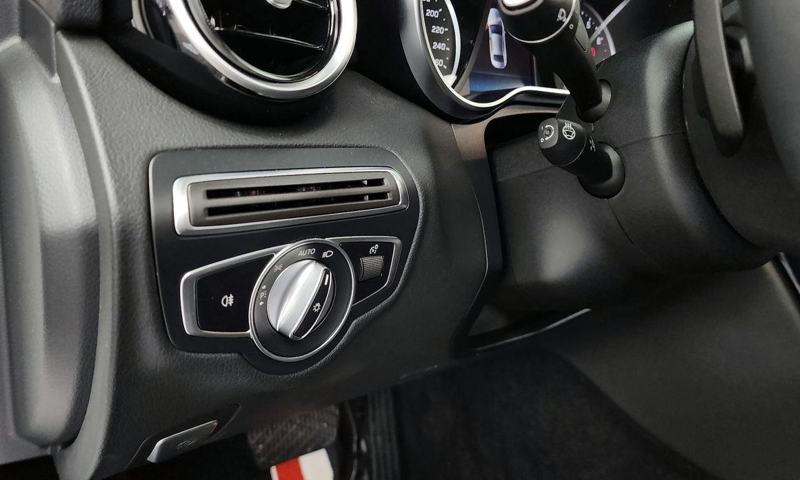 Mercedes-Benz C-Class 2020