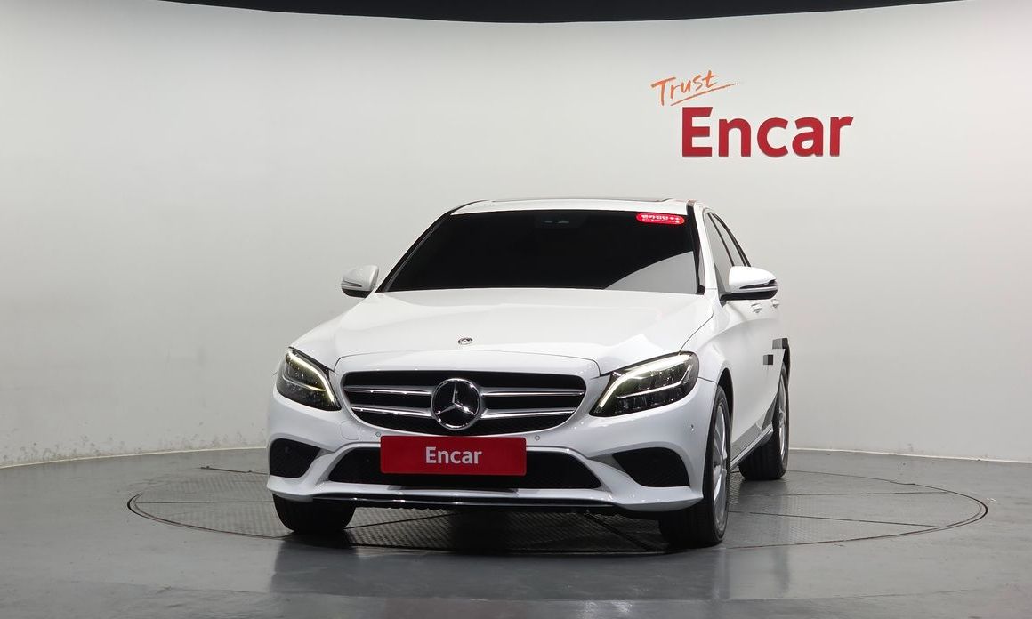 Mercedes-Benz C-Class 2020