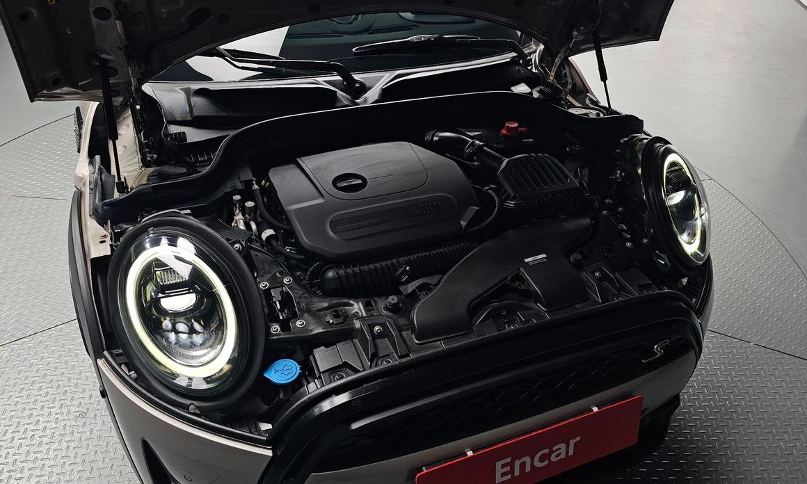 Mini Cooper Convertible 2023