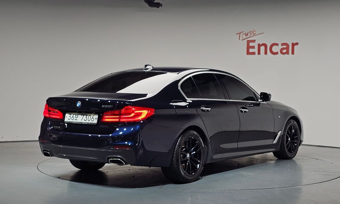 BMW 5-Series 2018