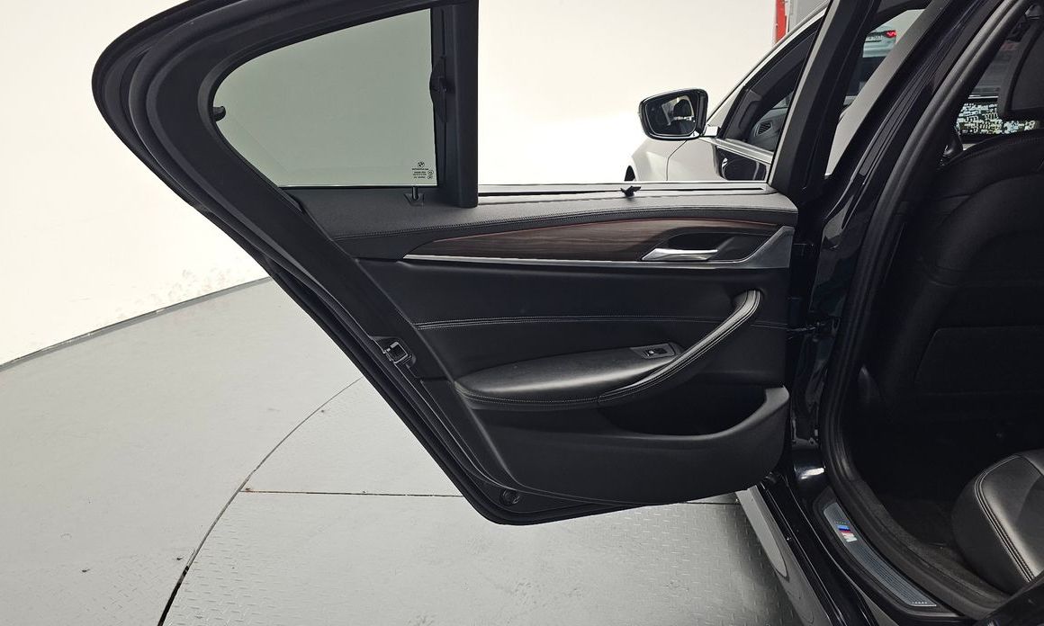 BMW 5-Series 2018