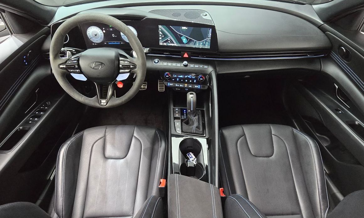 Hyundai AVANTE 2024