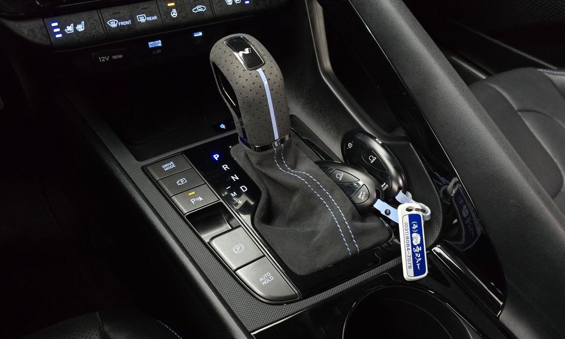 Hyundai AVANTE 2024