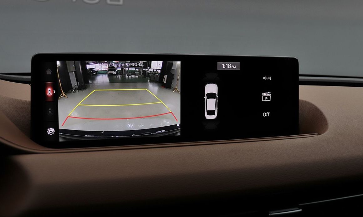Genesis G80 2021