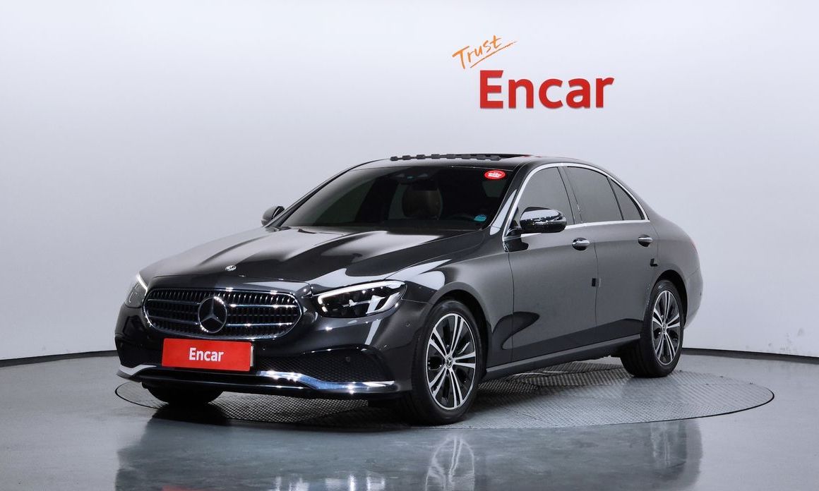 Mercedes-Benz E-Class 2021