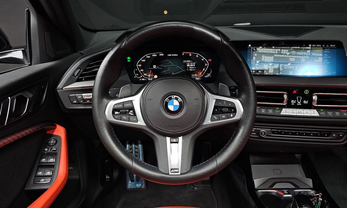 BMW 1-Series 2023