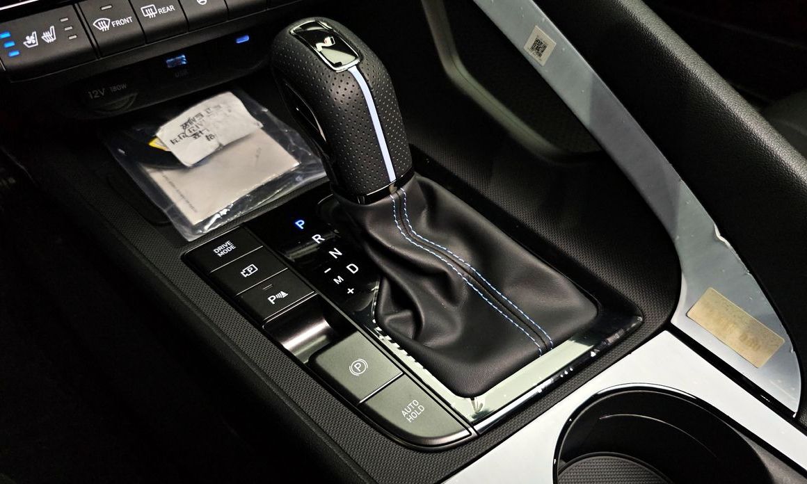 Hyundai AVANTE 2025