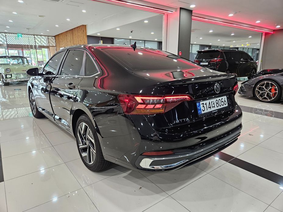 Volkswagen Jetta 2023