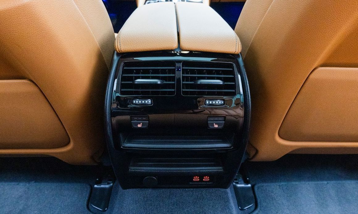 BMW 5-Series 2023