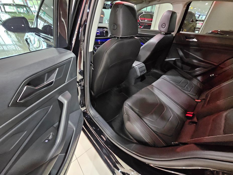 Volkswagen Jetta 2023