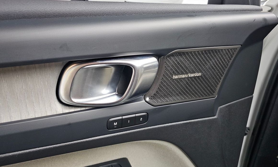 Volvo XC40 2023