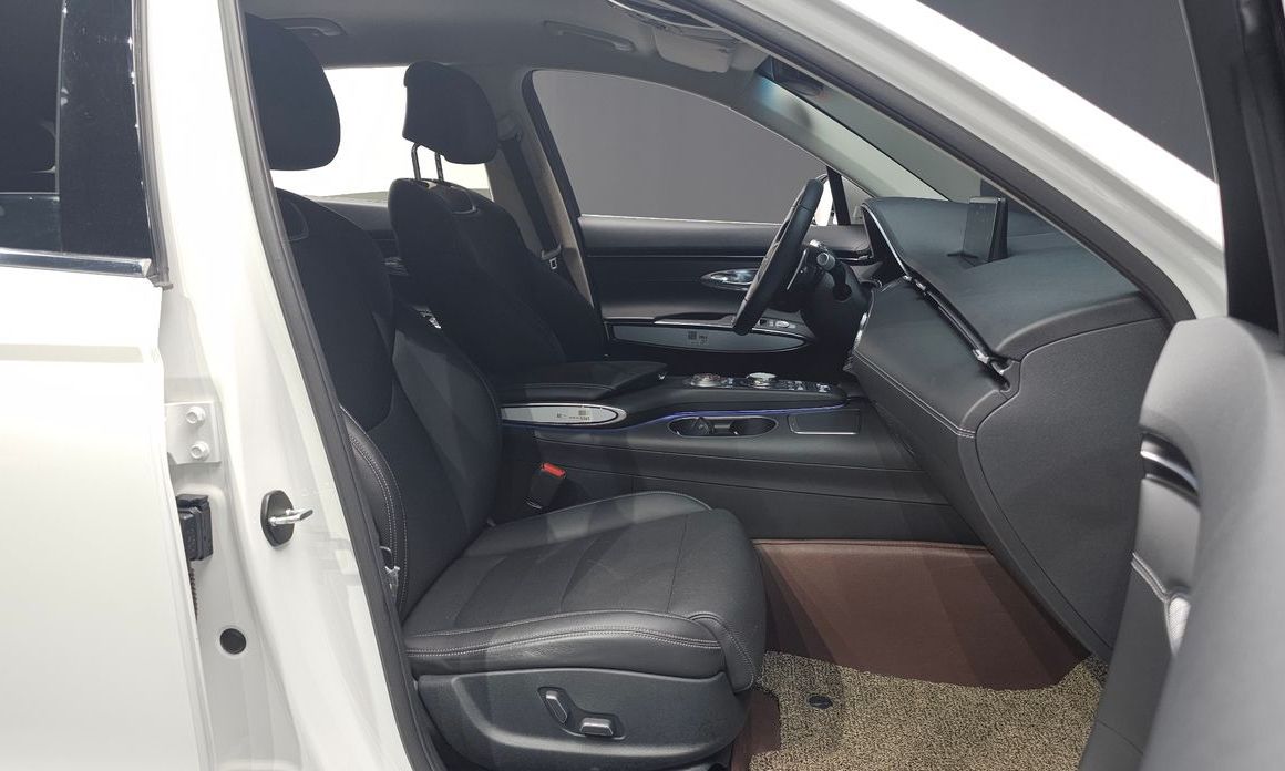 Genesis GV70 2023